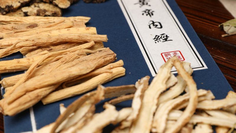 夏季养生保健药膳配方：古法炮制与现代科学的结合